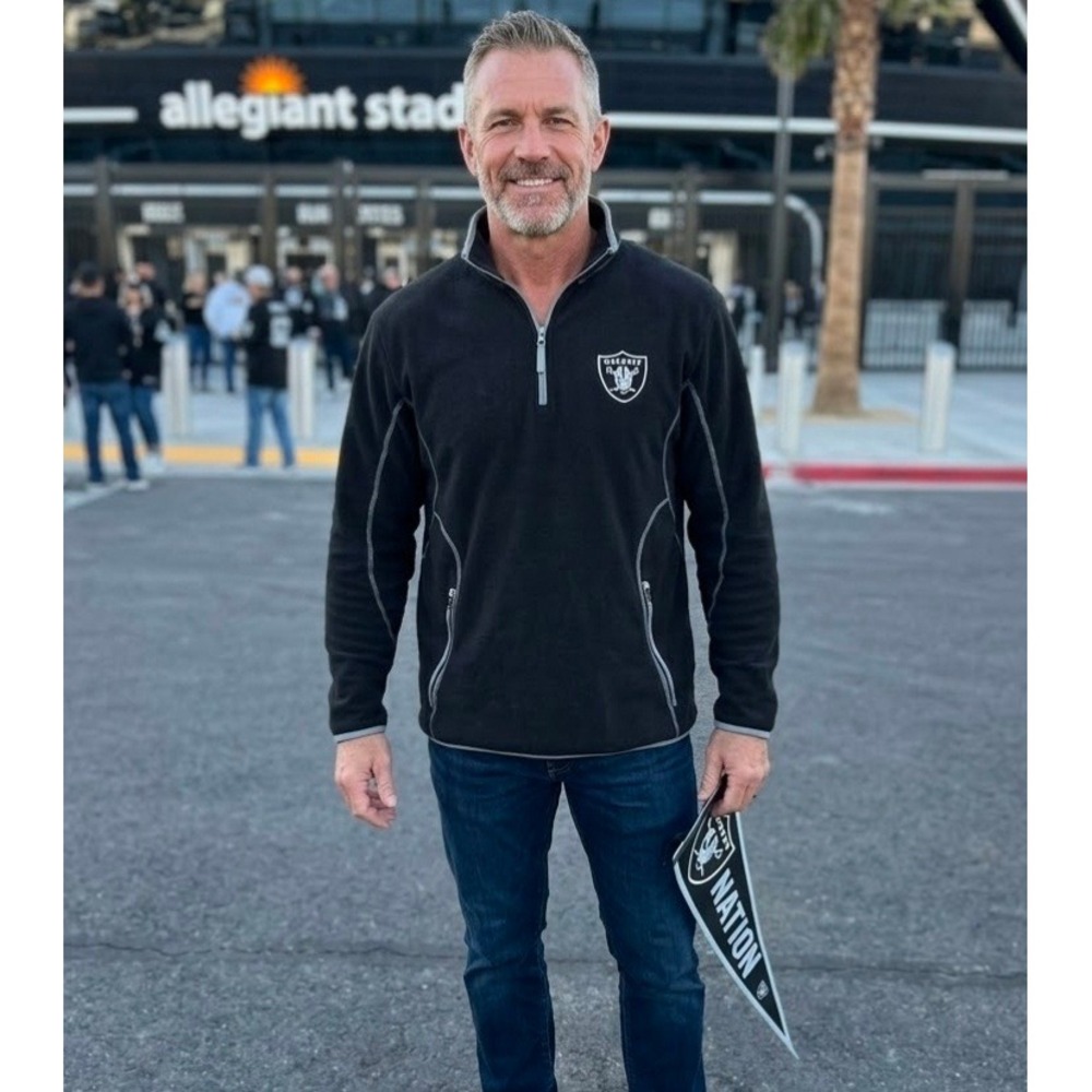 Antigua Mens Las Vegas Raiders Fleece Quarter Zip Pullover Black XL  Jacket
